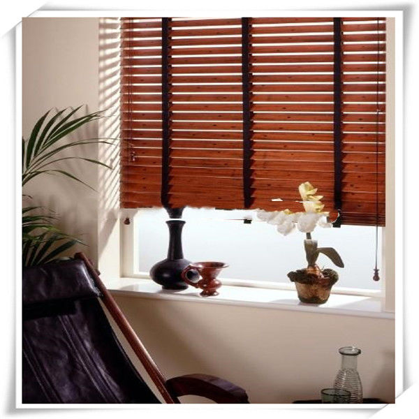 Zewnętrzne elektryczne bezprzewodowe żaluzje bambusowe Długość 1,2 m 1,8 m