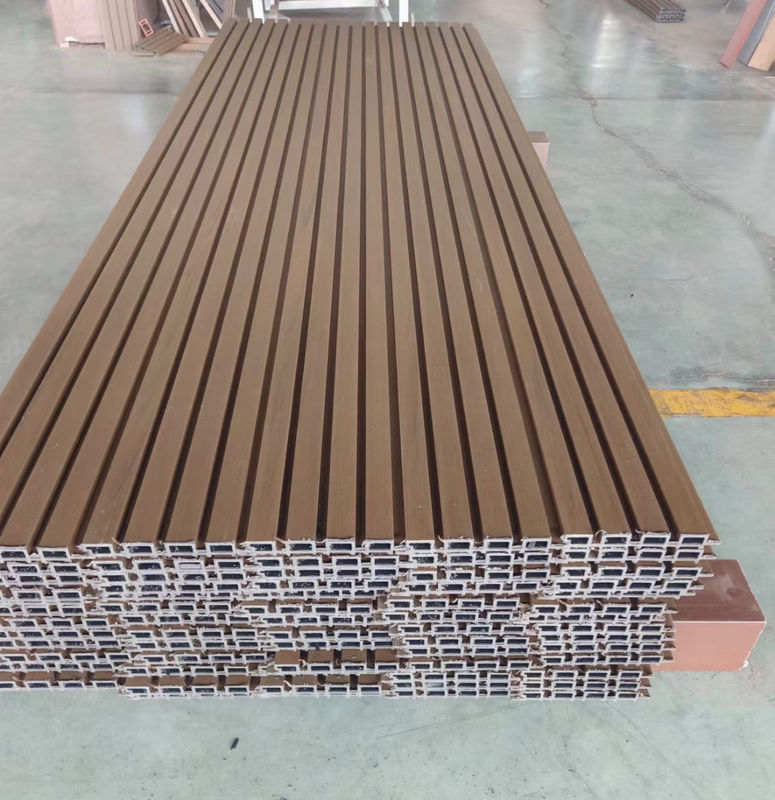 Obłoki zewnętrzne dźwiękoszczelne zewnętrzne plastikowe kompozyty ogrodowe wodoodporne zewnętrzne drewniane ściany