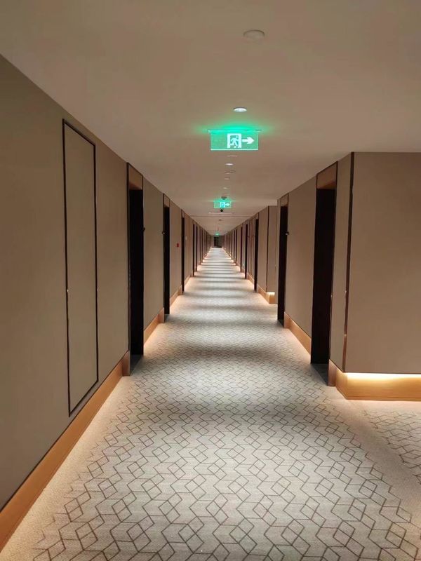 Ceramic Look Stone Plastic Composite SPC Click Vinyl Plank Flooring For Commercial Kitchen