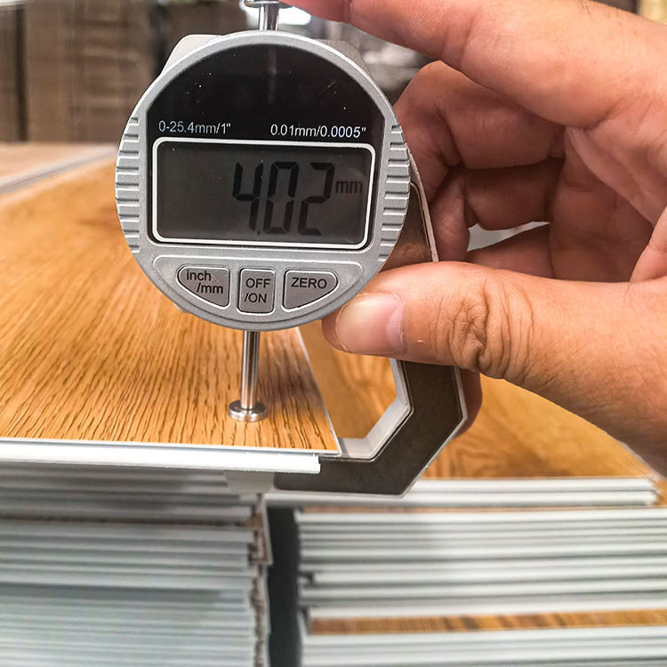 4mm 180*1220mm PVC podłogi winylowe Piso SPC Kliknij wodoodporne podłogi plastikowe SPC