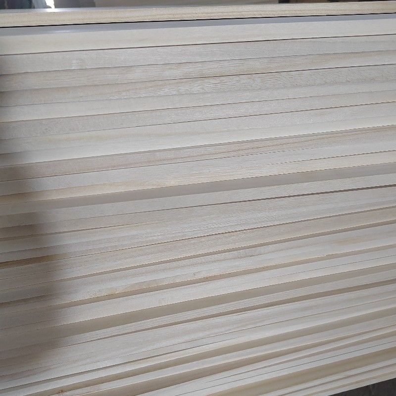 Paulownia Twarda drewno krawędzi Klejowane płyty dla mebli Zawartość wilgoci 8%-12% Trwałe wytrzymałe konstrukcja