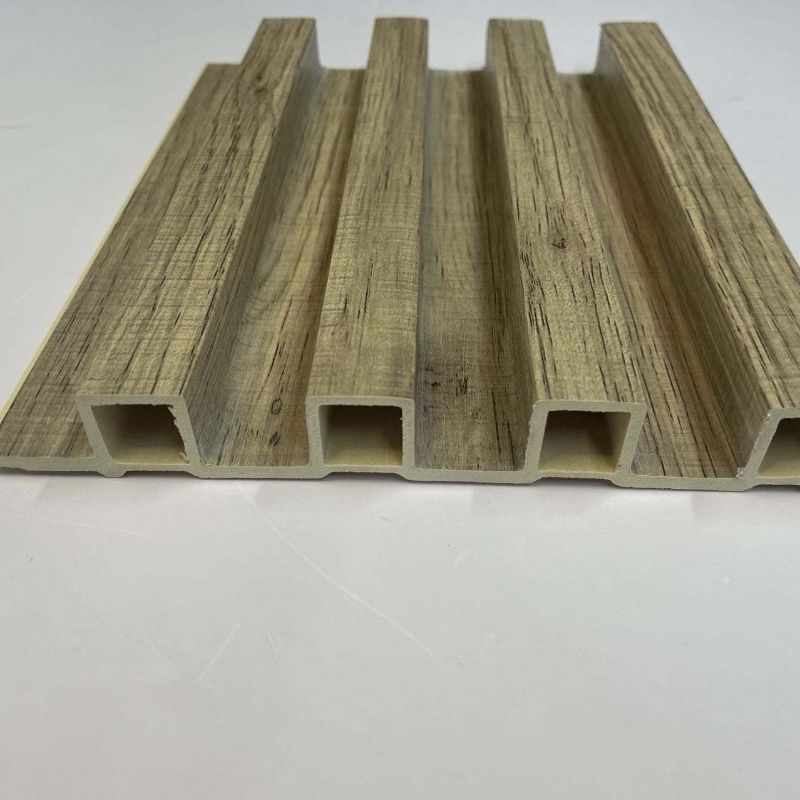 Najlepiej sprzedawany hurtowy kwadratowy, pusty, dobrej jakości, ścianny panel Wpc