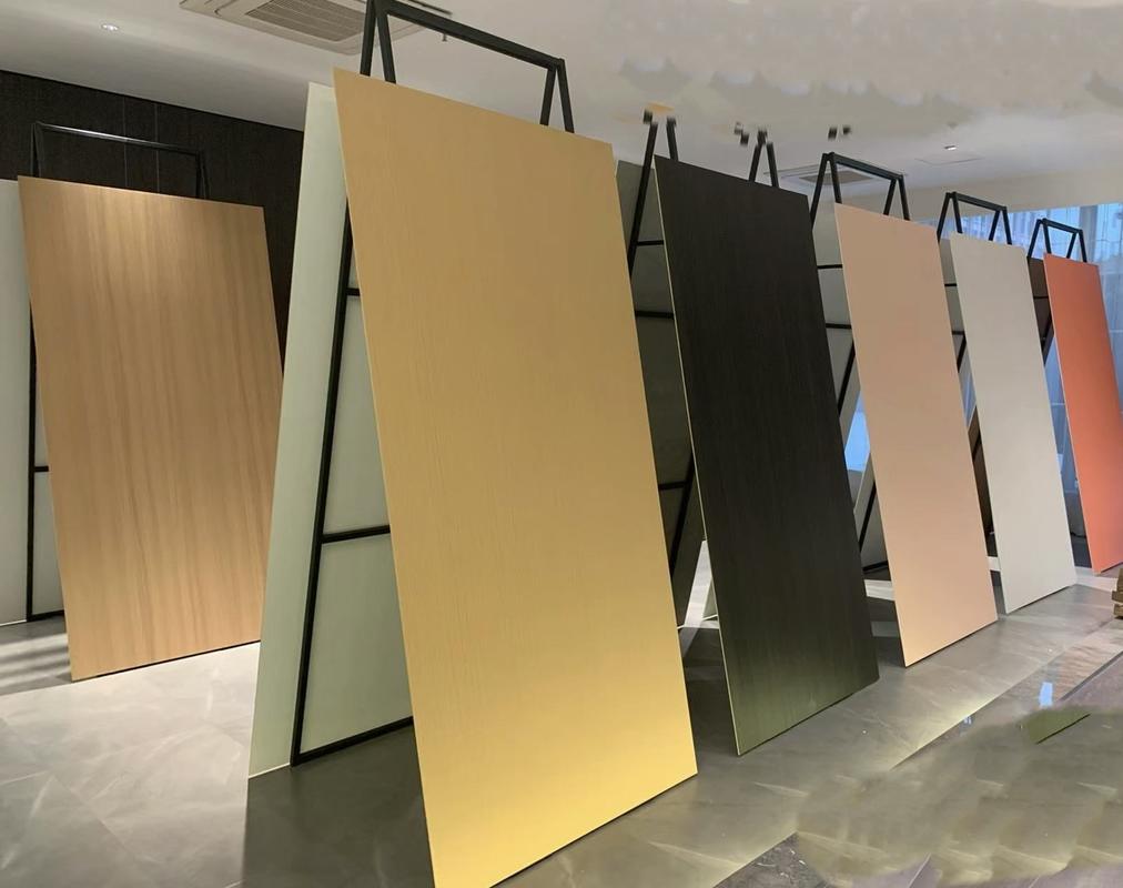 Panele ścienne z węgla bambusowego, płyta z węgla bambusowego, próbka paneli ściennych z węgla bambusowego, metal, fornir z węgla bambusowego i drewna