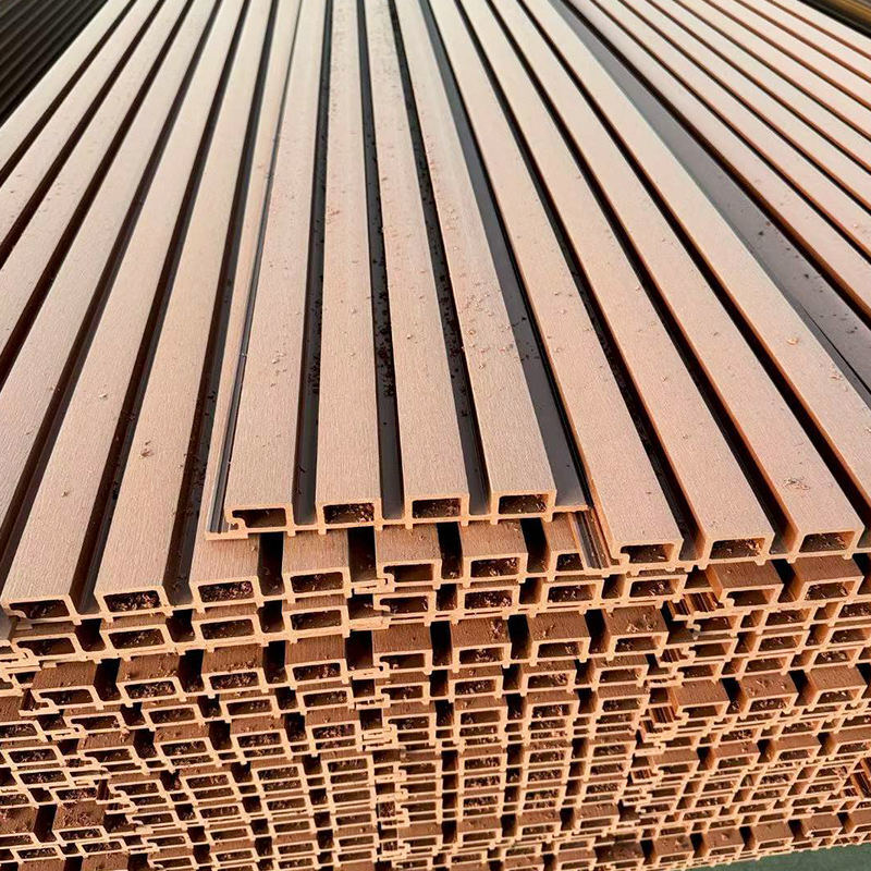 Wodaodporne pokrycie ścienne WPC zewnętrzne zewnętrzne kompozytowe panele ścienne PVC drewniane panele ścienne zewnętrzne panele ścienne płytkowe