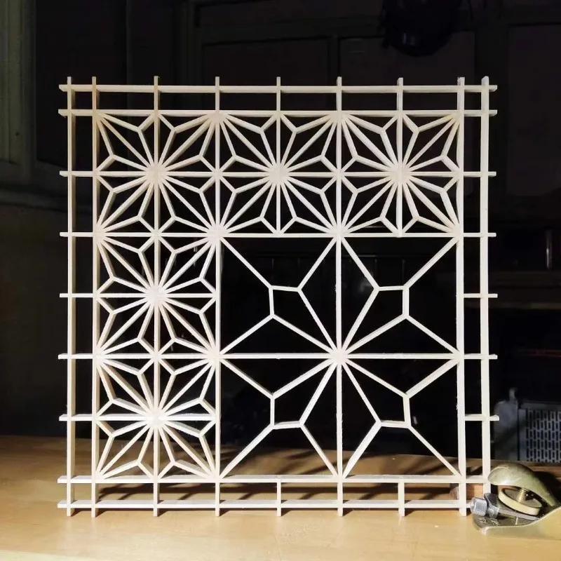 High-tech tradycyjne, czysto ręcznie wykonane drewniane szczypce kwiatowe lub Kumiko do mebli lub okien