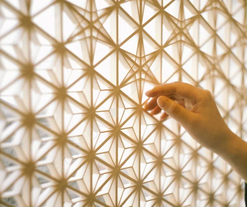 Praca drewniana Kumiko Rzemiosła drewniane dla drzwi drewnianych Okno drewniane pudełko Dekoracja restauracji japońskiej przegródka