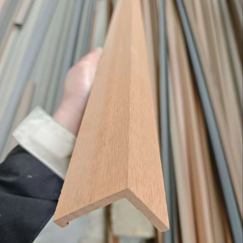 Ceny fabryczne WPC Akcesoria zewnętrzne Struny kątowe Struny pokrywające kąty