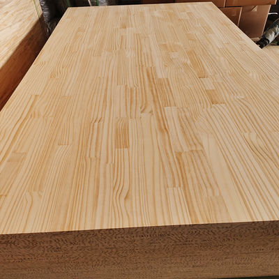 Tańsza cena hurtowa Radiata Pine Finger Joint Pine Panel