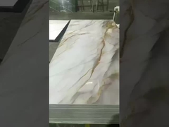 Wyświetlacz w stylu blachy marmurowej UV